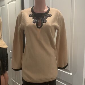 TORY BURCH Bow Sweater‎